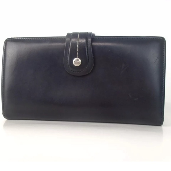 Authentic Dior Christian Dior Wallet leather in great condition. 💝 - Picture 2 of 7